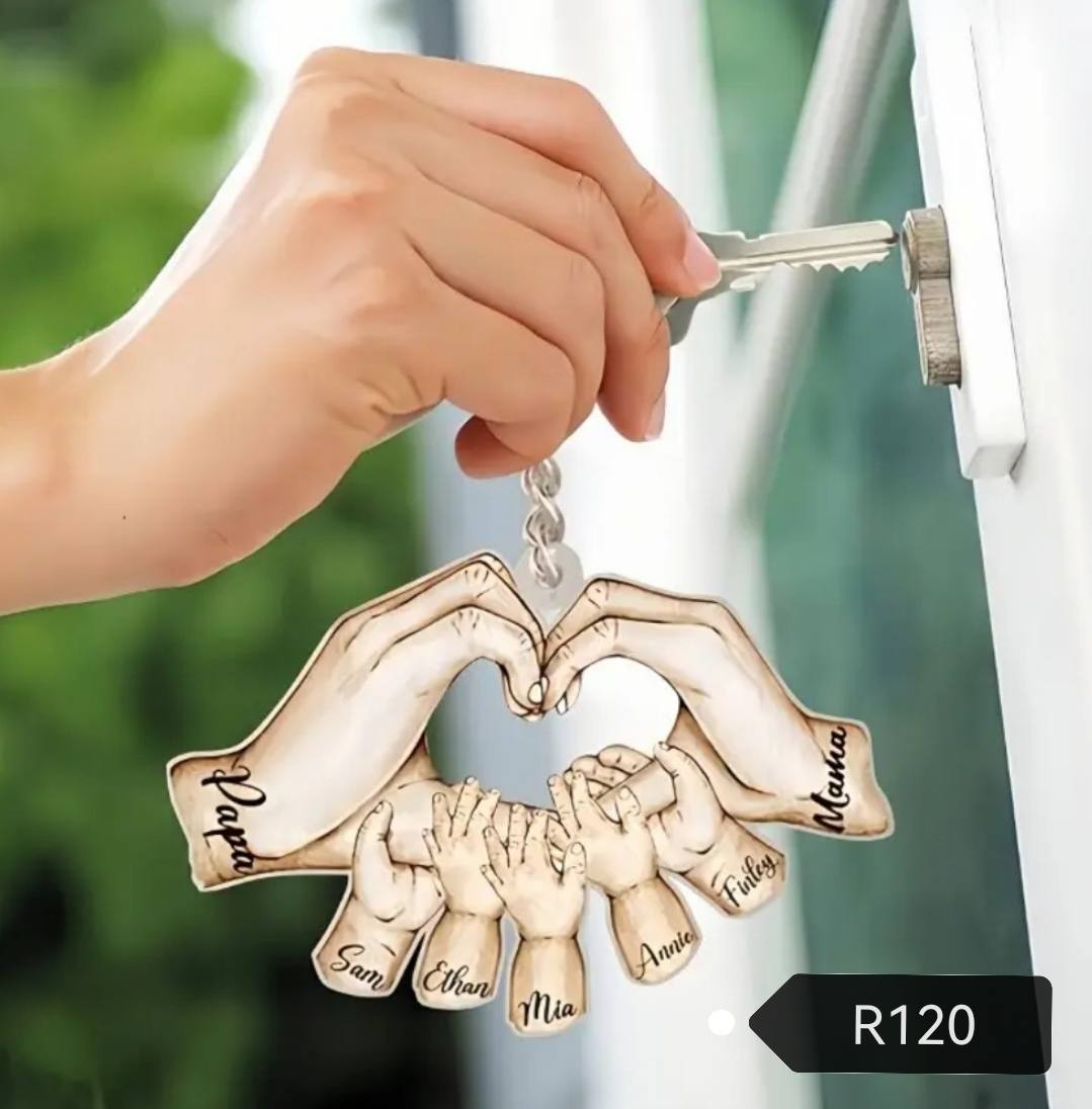 Family Hands Heart Keychain – R120